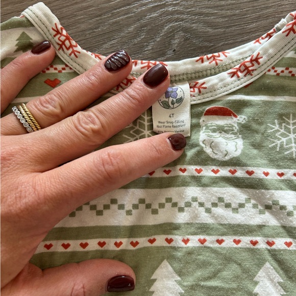 4t CHRISTMAS PAJAMA SET - Picture 5 of 5